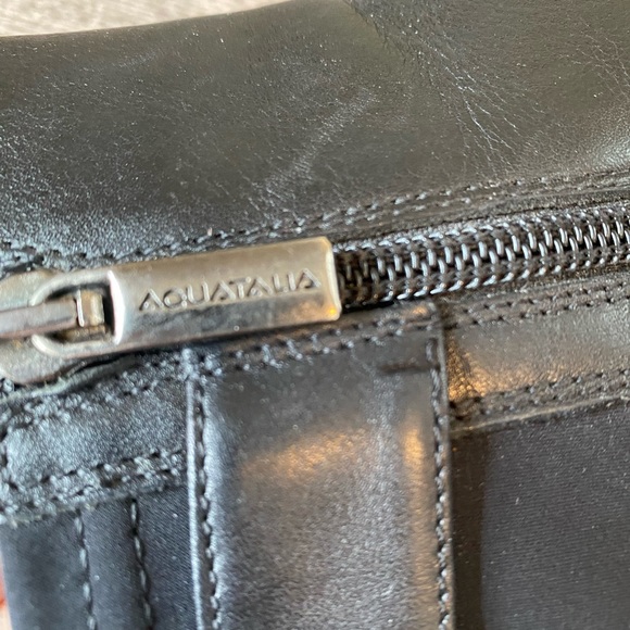 As seen on Kate Middleton AQUATALIA Royal Rouge Weatherproof Ankle Bootie size 9 - Picture 6 of 10